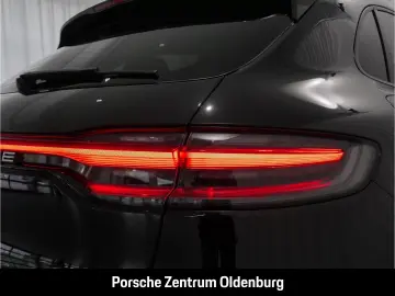 Macan Panorama CarPlay Abstandstempomat