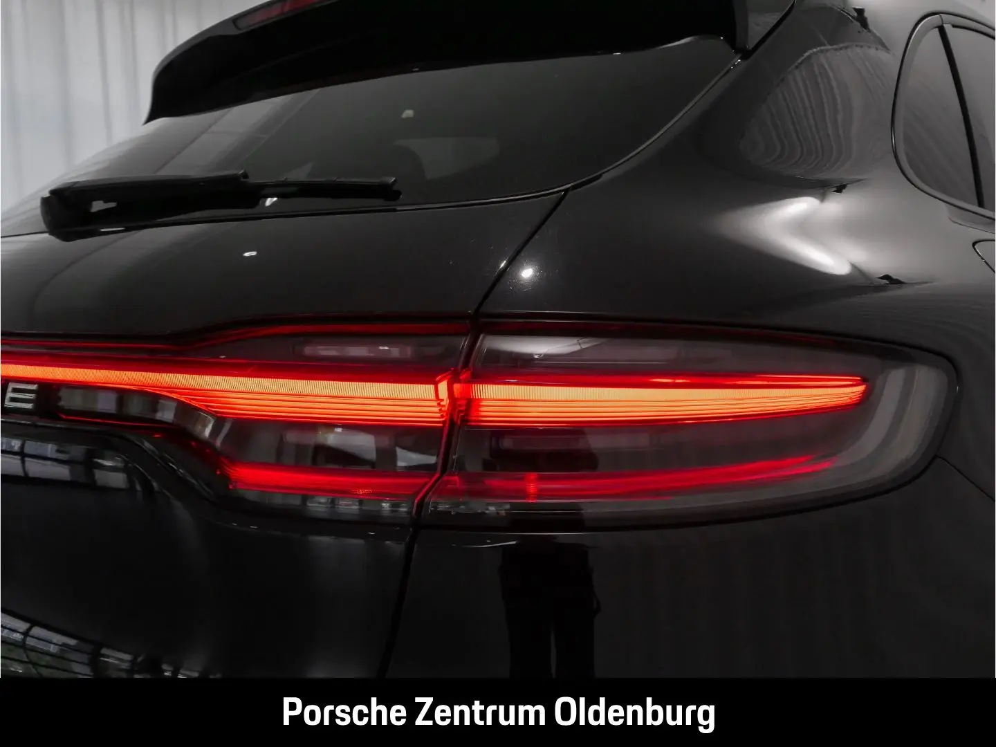 Macan Panorama CarPlay Abstandstempomat