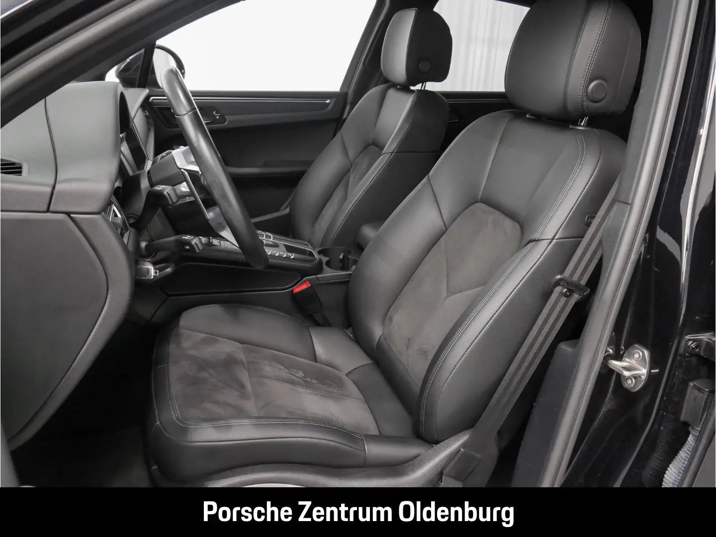 Macan Panorama CarPlay Abstandstempomat