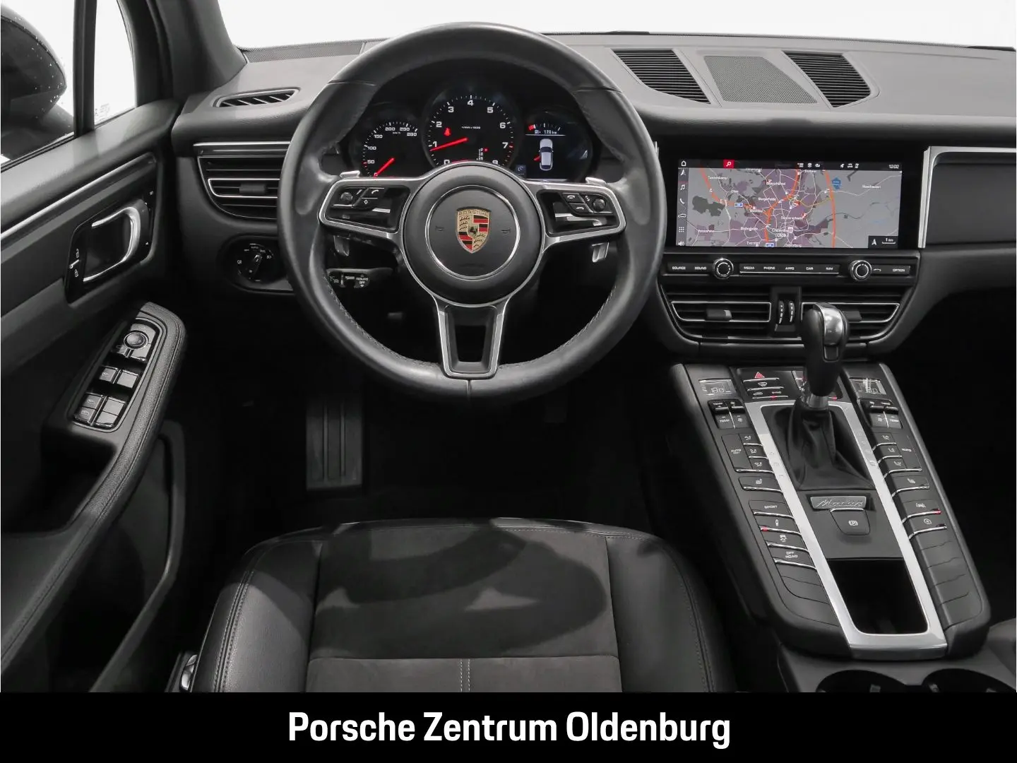 Macan Panorama CarPlay Abstandstempomat