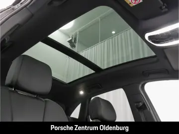 Macan Panorama CarPlay Abstandstempomat