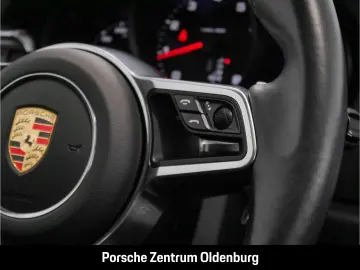 Macan Panorama CarPlay Abstandstempomat