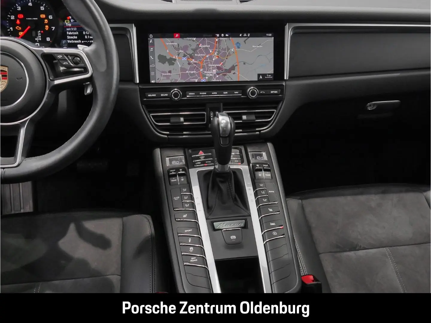 Macan Panorama CarPlay Abstandstempomat