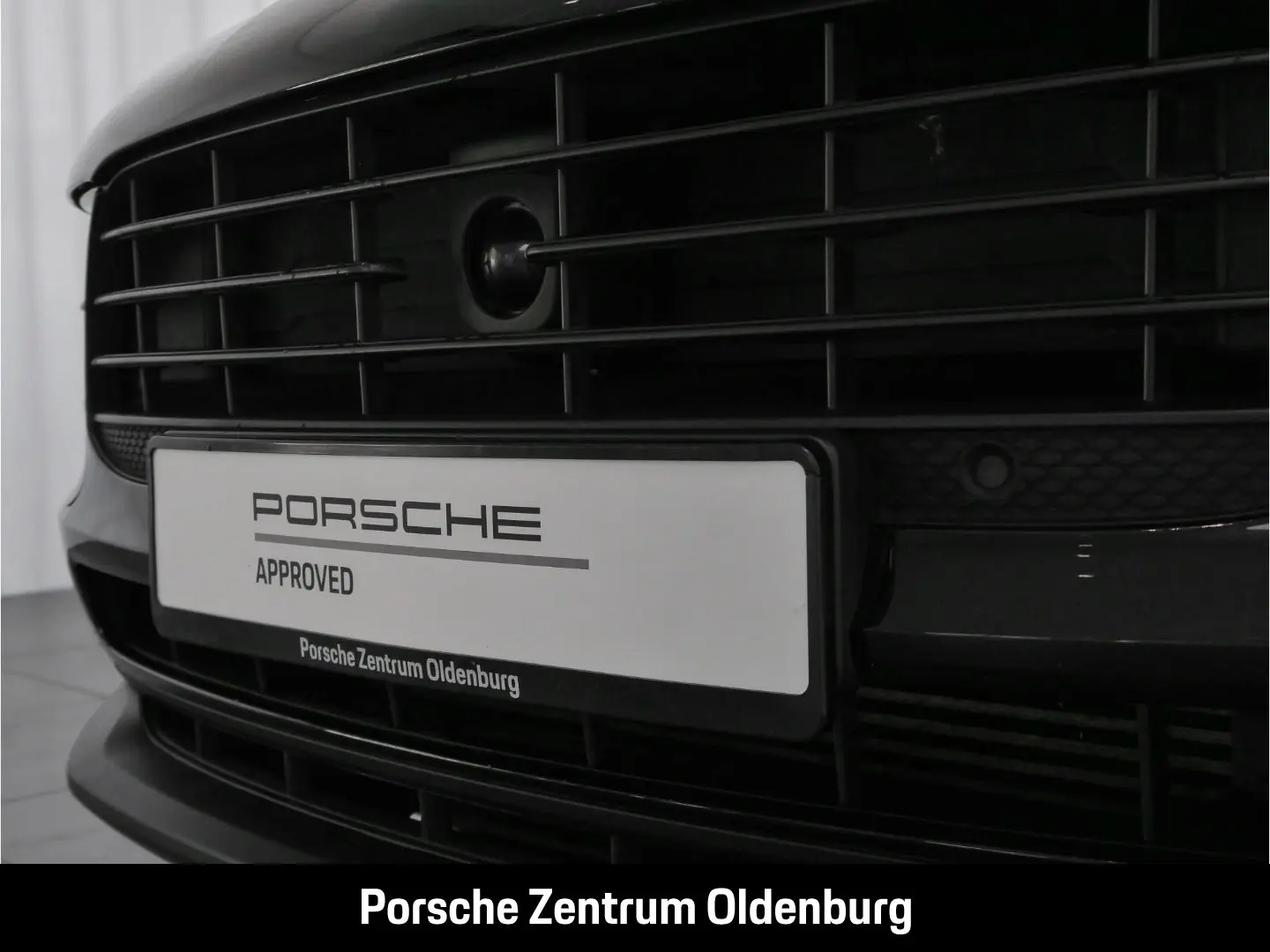 Macan Panorama CarPlay Abstandstempomat
