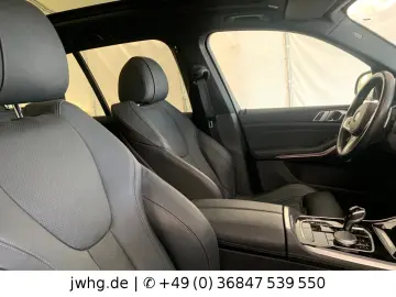 X5 xDr 30d M Sport LASER/DRIVING PRO/PANO/21