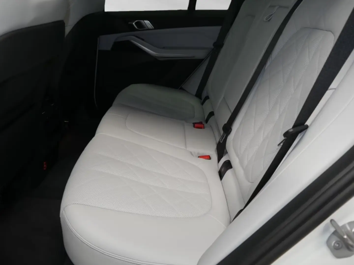 BMW X5 xDrive30d M Sport|AHK