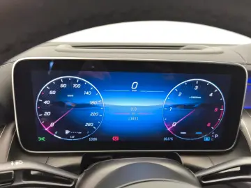 GLC 300 d 4M Coupé AMG Premium  Burmester Fahras