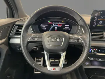 Q5 40 TDI qu. S line LED Kamera AHK Navi virtual