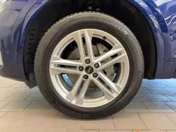 Q5 40 TDI qu. S line LED Kamera AHK Navi virtual