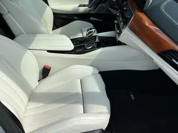 M5 Limousine INDIVIDUAL Laserlicht Competition P