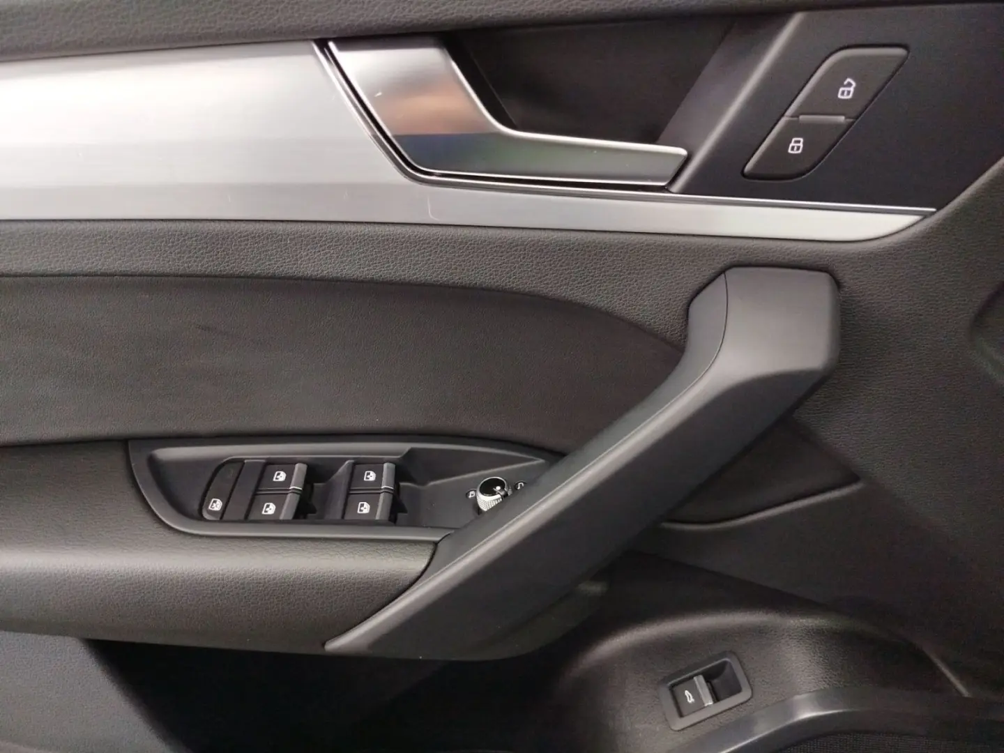 Q5 40 TDI quattro S tronic S line LED AHK DAB Te