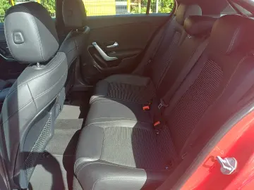 Mercedes-Benz A180d 1.5 diesel 116 CP 7AT Style