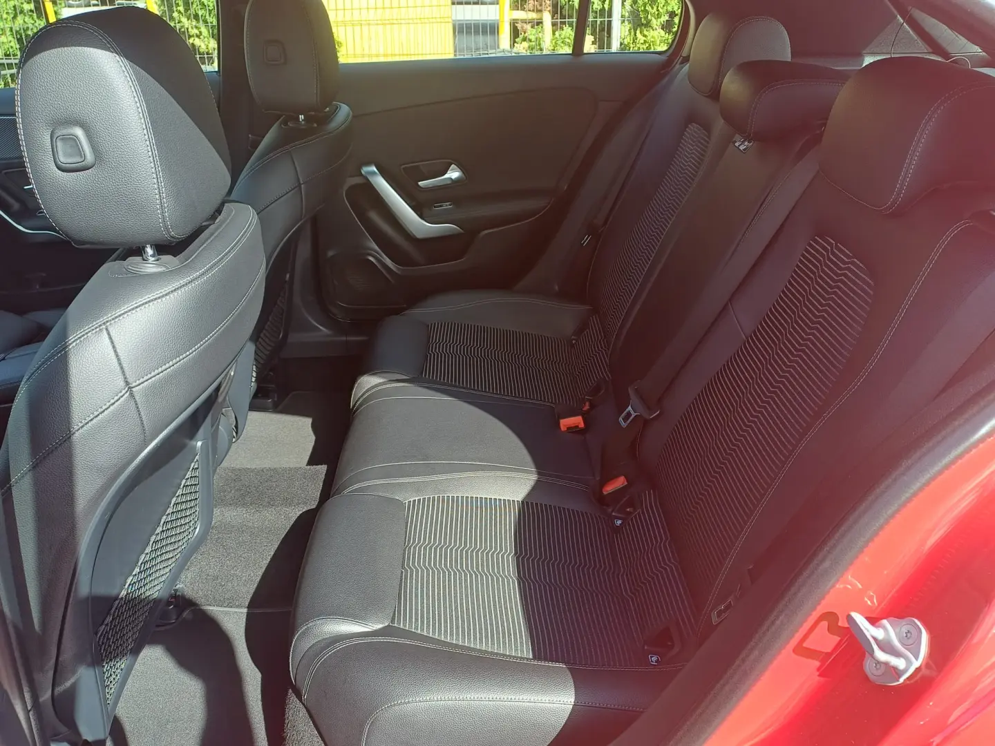 Mercedes-Benz A180d 1.5 diesel 116 CP 7AT Style