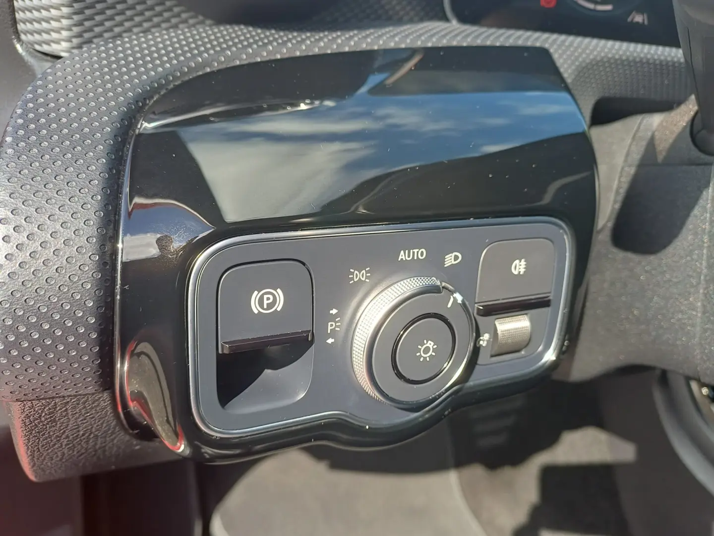 Mercedes-Benz A180d 1.5 diesel 116 CP 7AT Style