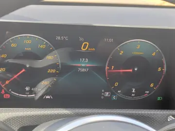Mercedes-Benz A180d 1.5 diesel 116 CP 7AT Style