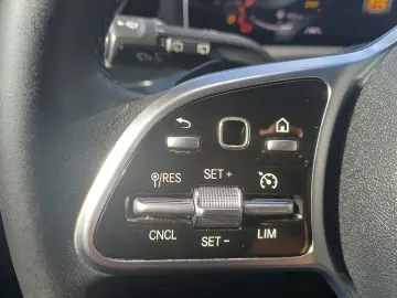 Mercedes-Benz A180d 1.5 diesel 116 CP 7AT Style