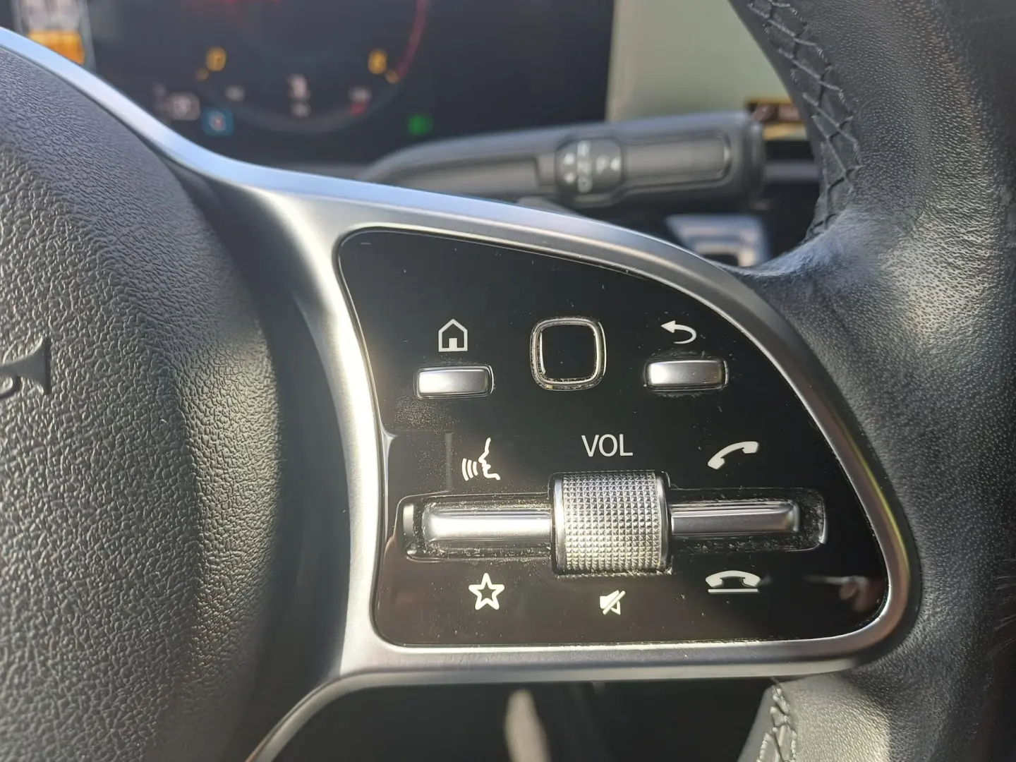 Mercedes-Benz A180d 1.5 diesel 116 CP 7AT Style