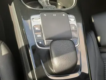 Mercedes-Benz A180d 1.5 diesel 116 CP 7AT Style