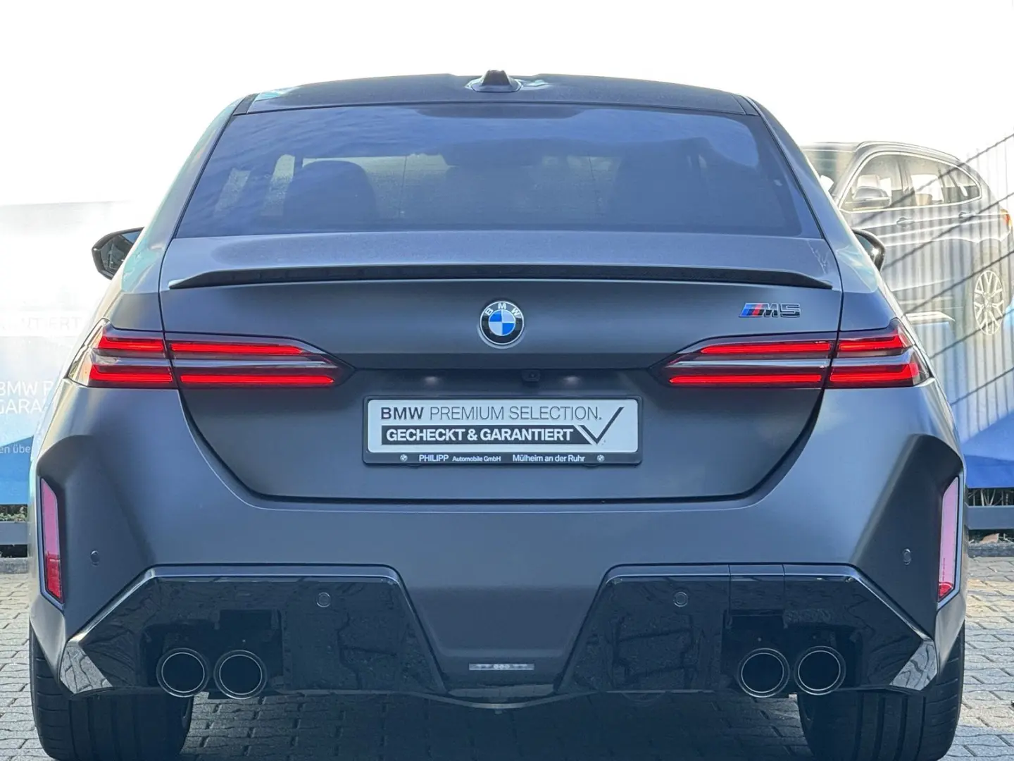 M5 Limousine M Drivers P. Ultimate Pack AHK B&W
