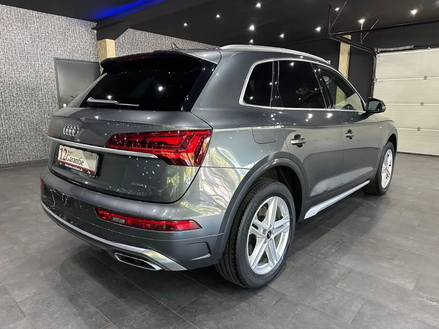 Q5 40 TDI quattro S line /KAMERA / AHK / LEDER