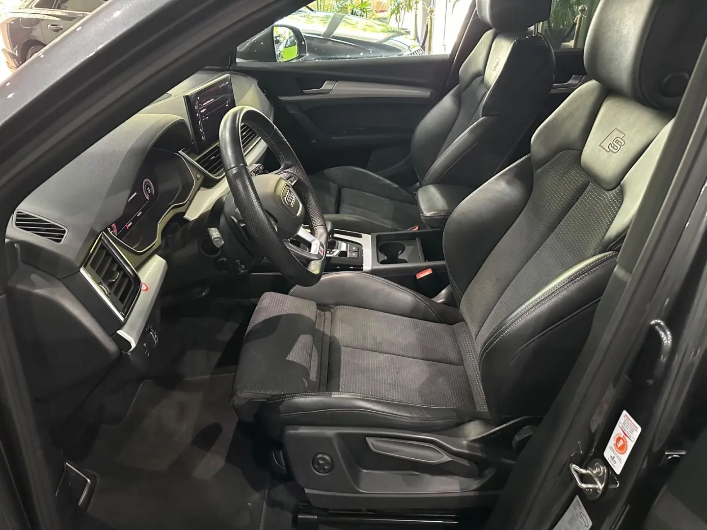 Q5 40 TDI quattro S line /KAMERA / AHK / LEDER
