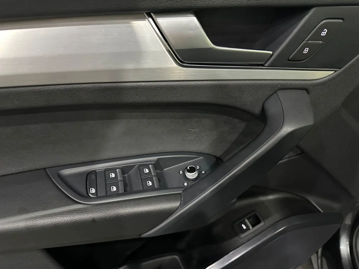 Q5 40 TDI quattro S line /KAMERA / AHK / LEDER