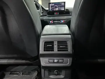 Q5 40 TDI quattro S line /KAMERA / AHK / LEDER