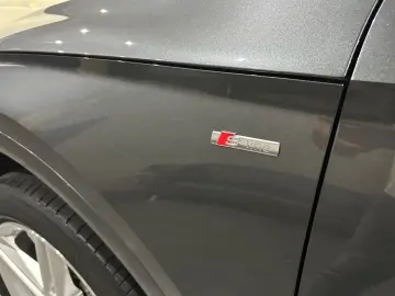 Q5 40 TDI quattro S line /KAMERA / AHK / LEDER