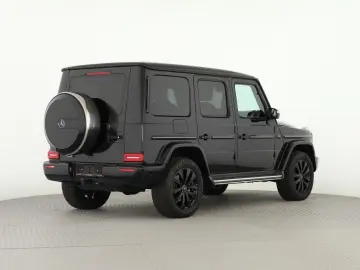 G 400 d *AHK*Multibeam*Standheizung*360°Kamera**