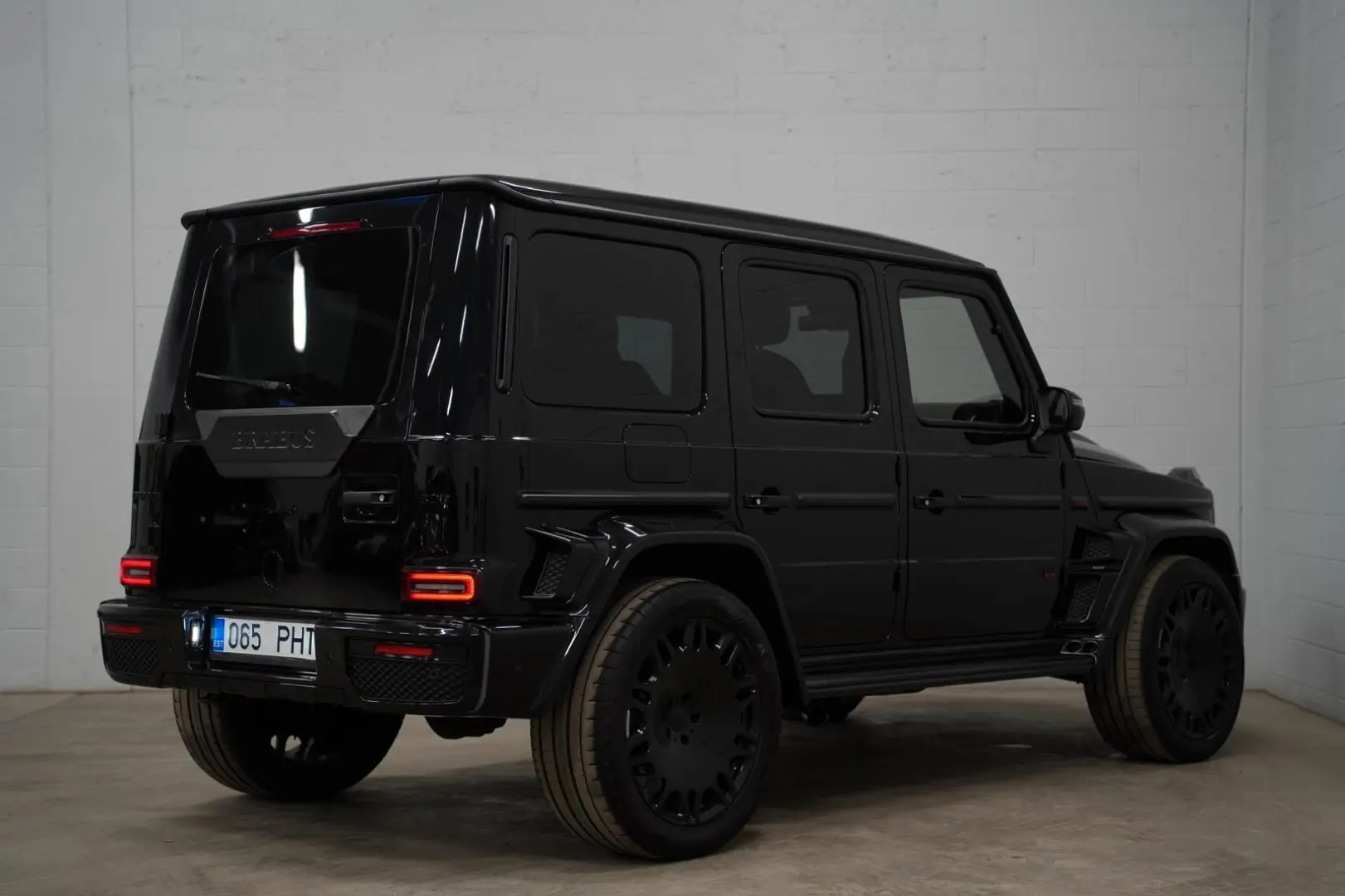 G800 WIDESTAR ORIG BRABUS*MILTEK*TV*700HP*FULL