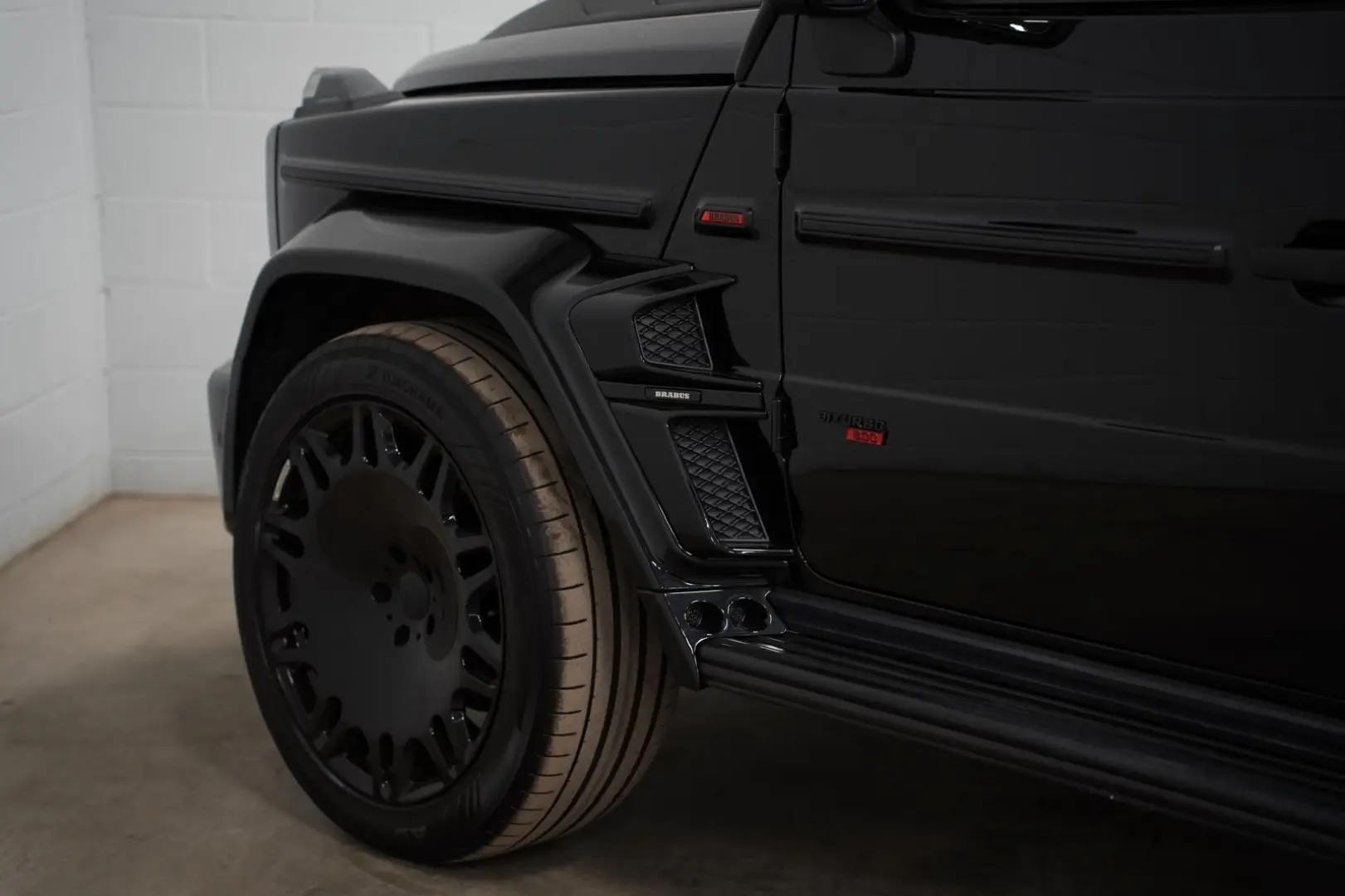 G800 WIDESTAR ORIG BRABUS*MILTEK*TV*700HP*FULL