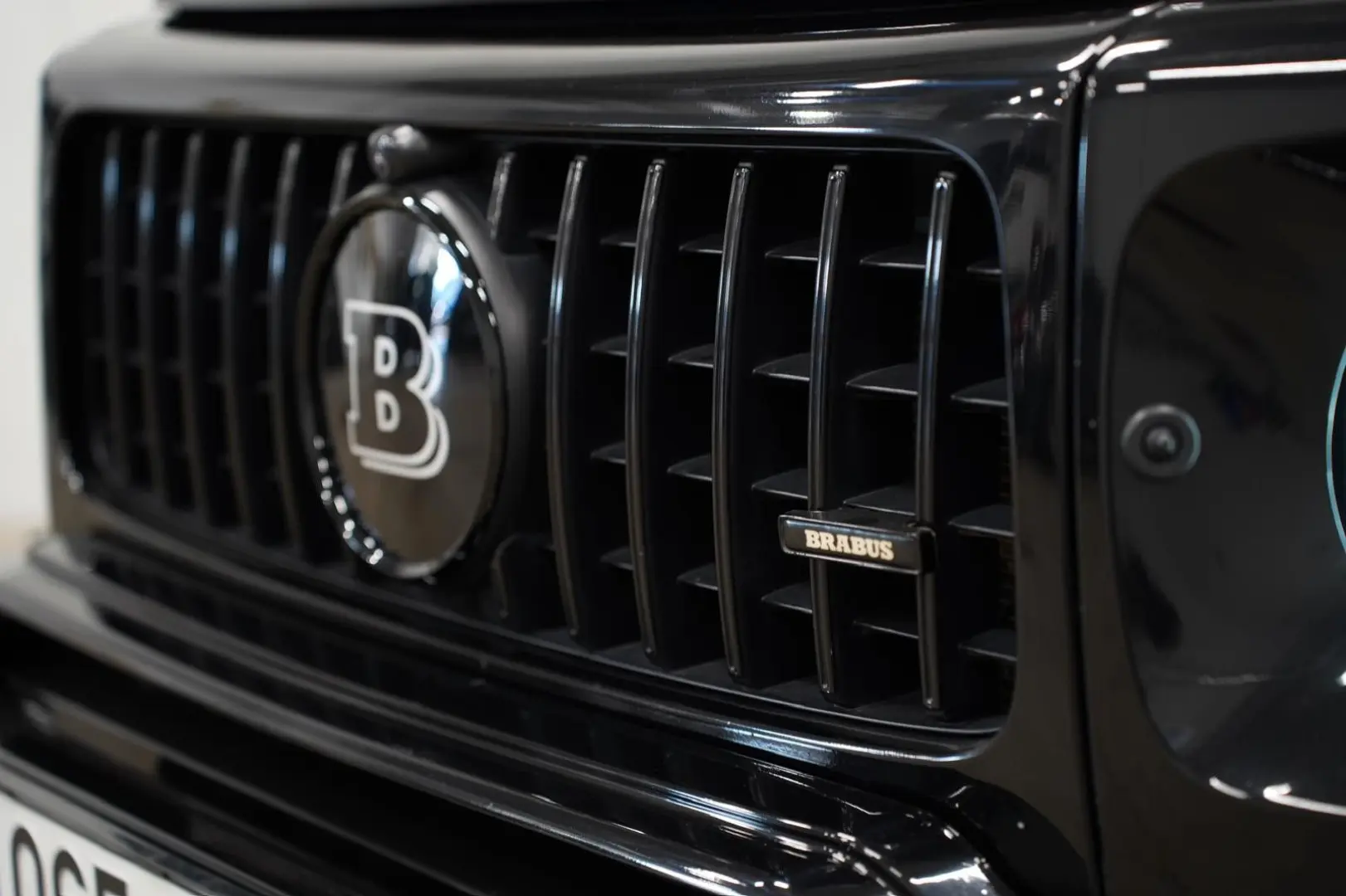 G800 WIDESTAR ORIG BRABUS*MILTEK*TV*700HP*FULL