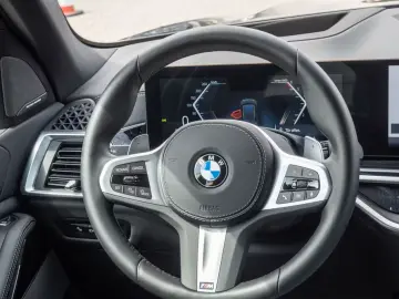 BMW X5 xDrive 30d M-Sport PDC SHZ NAVI