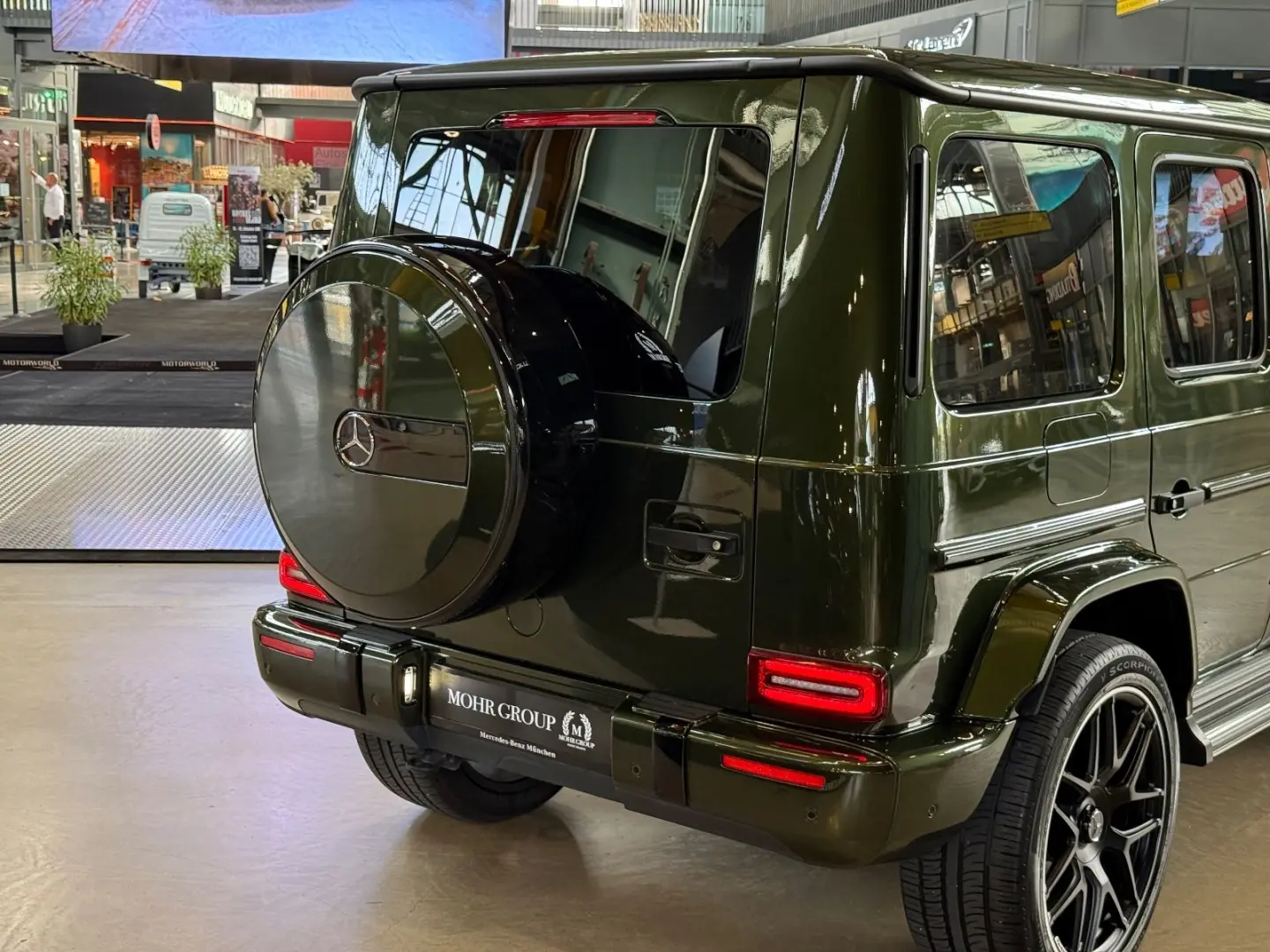 G 500   OLIVGRÜN   22  AMG RÄDER   360 KAMERA
