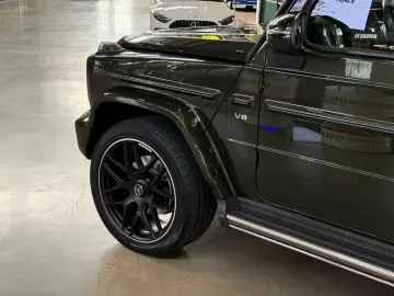 G 500   OLIVGRÜN   22  AMG RÄDER   360 KAMERA