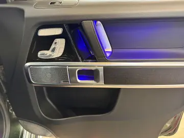 G 500   OLIVGRÜN   22  AMG RÄDER   360 KAMERA