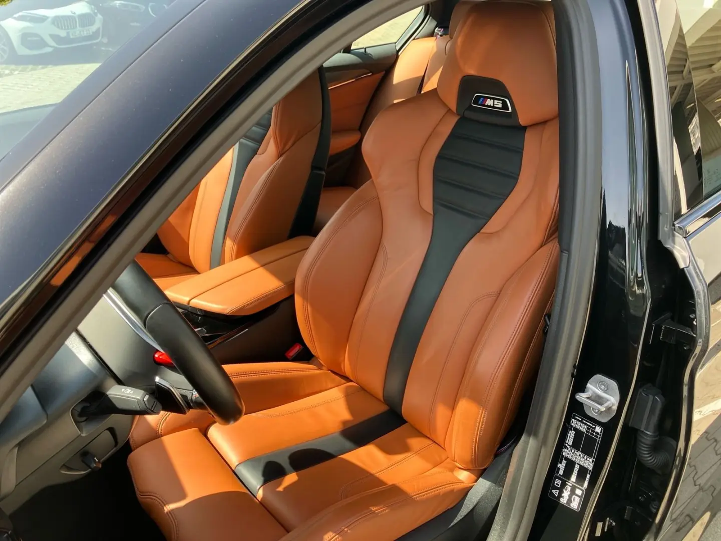 M5 Lim. Competition HUD Laser B&W Massage 20''