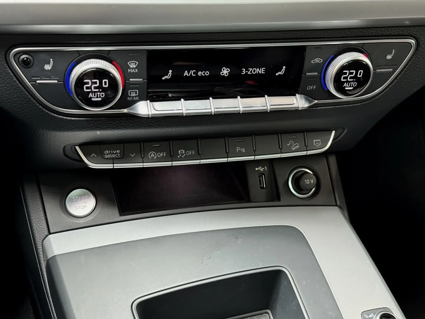 Q5 Sportback 40 Q ADVANCED LEDER PANO AHK eSITZE