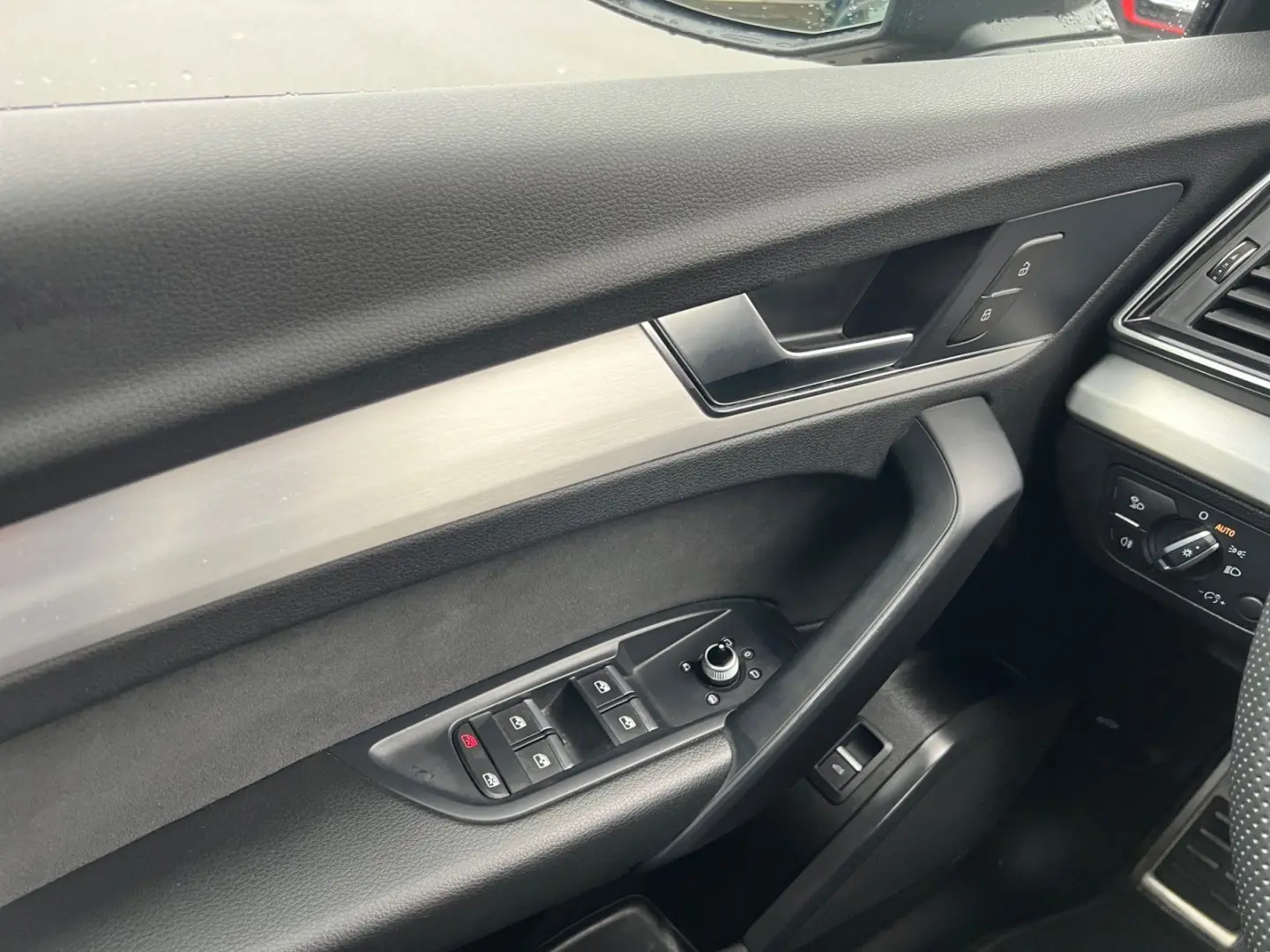 Q5 40 2.0 TDI quattro S line S tronic AHK Ambien