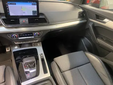 Q5 Sportback 40 2.0 TDI quattro advanced Pano LM