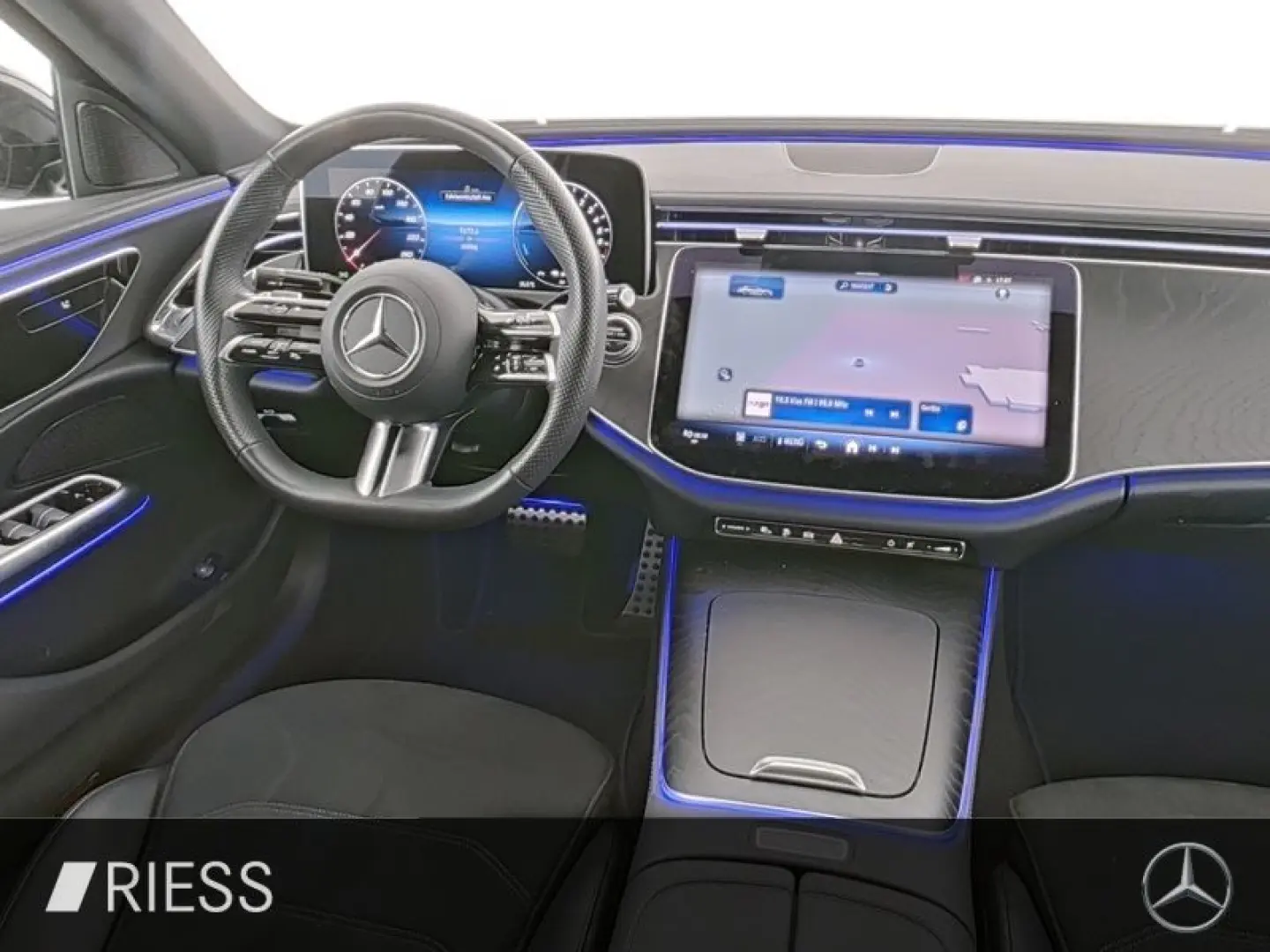 E 300 e 4M AMG Sport Night Distr Pano W-Paket 19