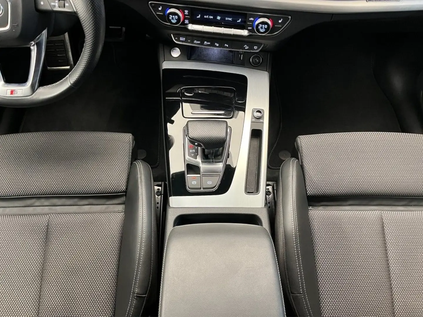 Q5 40 TDI quattro S tronic S line/Acc/AmbientLiPlus