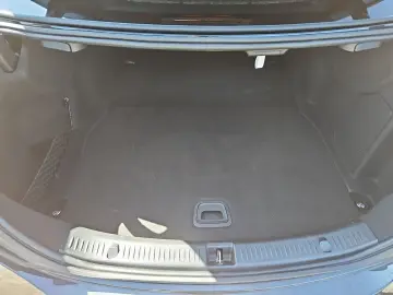 E220d Lim. 4MaticLED/AMG-Line/AHK/NAVI/DAB