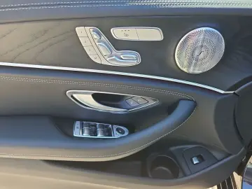 E220d Lim. 4MaticLED/AMG-Line/AHK/NAVI/DAB