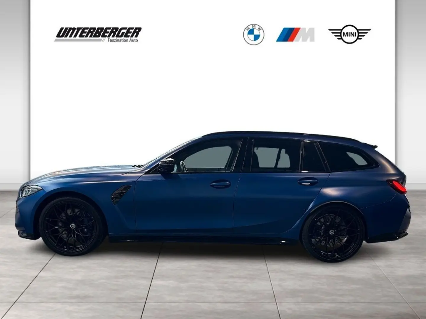 M3 Touring xDrive Competition / INDIVIDUAL