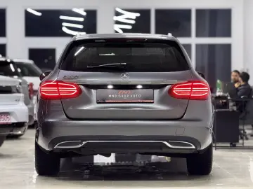 Mercedes C-Class C220d