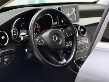 Mercedes C-Class C220d