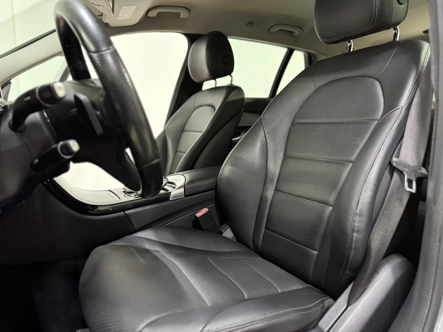 Mercedes C-Class C220d