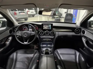 Mercedes C-Class C220d