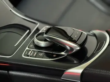 Mercedes C-Class C220d